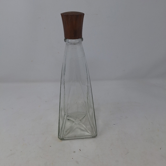 Vintage Schenley Triangular Clear Glass Whiskey Decanter Bottle With Cap Vase - Picture 12 of 12